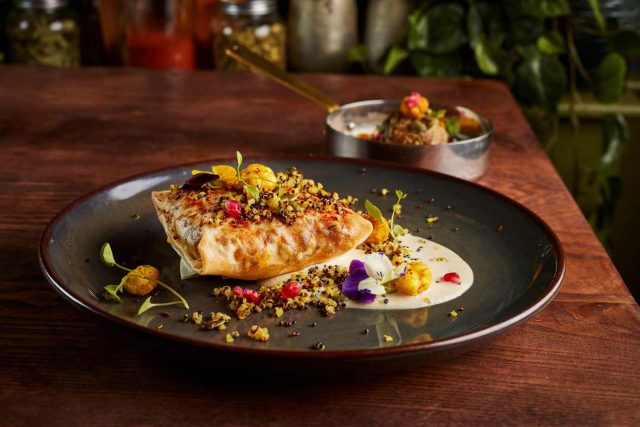 Vegetarian restaurant with takeaway in Marlow Vaasu by Atul Kochhar modern Indian best tasting menus, best restaurant Marlow, best Punjabi.